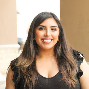 Meet your Posher, Stephanie